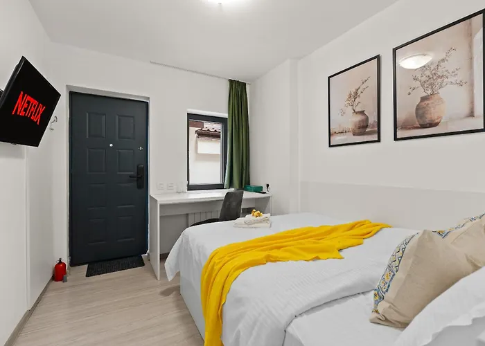 Little Apartamento *